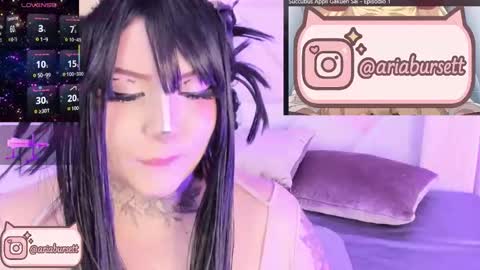 Snapshot of aria_bursett chatting on 16, 10, 2025 Aria online show from 16, 10, 2025