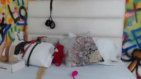 Snapshot of aria_martiin chatting on 12, 2, 2025 aria online show from 12, 2, 2025