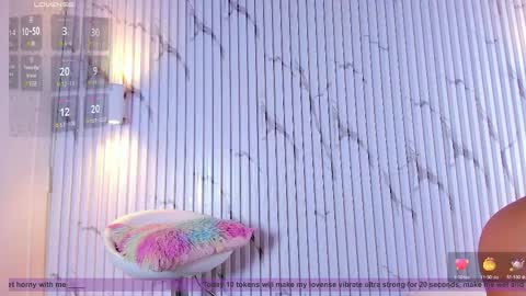 Aria Millers  online show from 13, 2, 2025