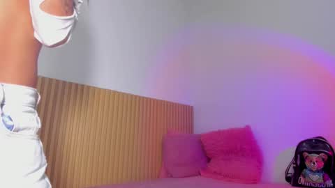 Aria Millers  online show from 13, 2, 2026