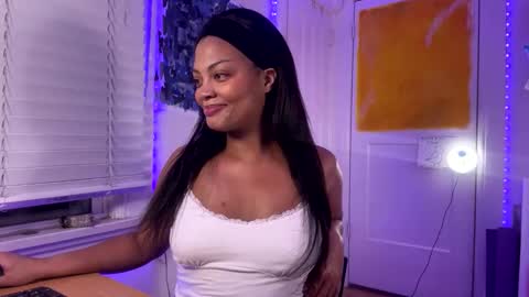 Snapshot of ariaatelier chatting on 24, 9, 2025 Aria Atelier online show from 24, 9, 2025