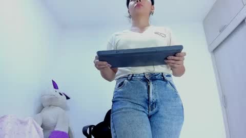 ariacoral online show from 30, 3, 2026