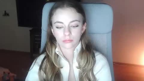 AriaCreazy online show from 3, 11, 2025