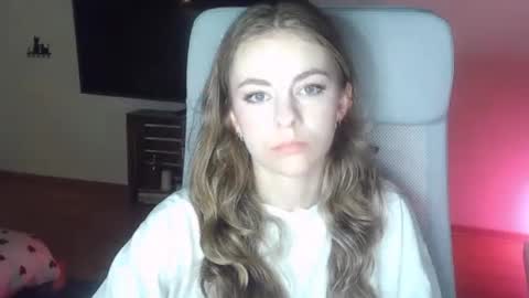 AriaCreazy online show from 12, 11, 2025