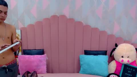 Snapshot of ariadna_princes chatting on 21, 12, 2025 ARIADNA online show from 21, 12, 2025