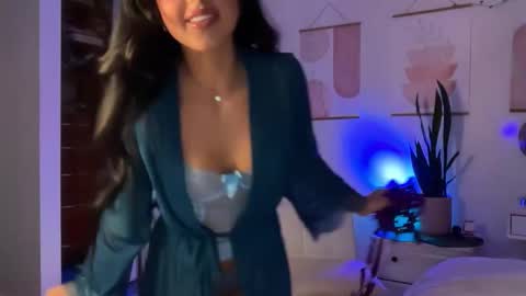 Aria  online show from 27, 10, 2025