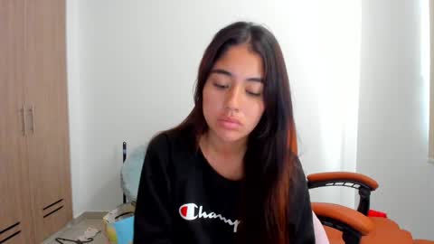 Snapshot of ariamontgomeryyy chatting on 28, 2, 2025 Aria Montgomery online show from 28, 2, 2025