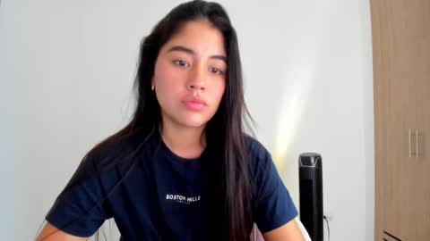 Snapshot of ariamontgomeryyy chatting on 6, 2, 2026 Aria Montgomery online show from 6, 2, 2026