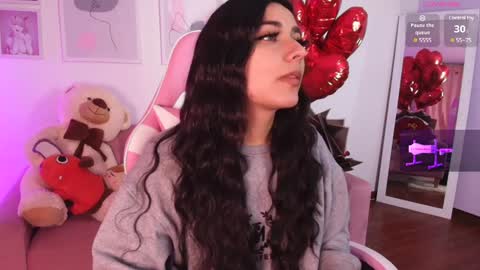   online show from 7, 2, 2025