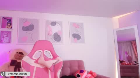   online show from 26, 2, 2025