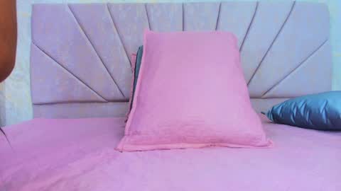 Sofia online show from 9, 6, 2026