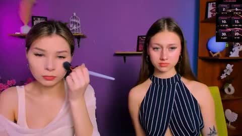 arianaa_cat online show from 18, 5, 2026