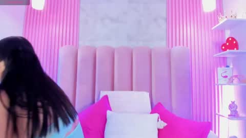 Snapshot of arianarougee chatting on 17, 6, 2026 ArianaRougee online show from 17, 6, 2026