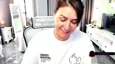 Snapshot of arianasage_ chatting on 21, 7, 2026 Ana online show from 21, 7, 2026