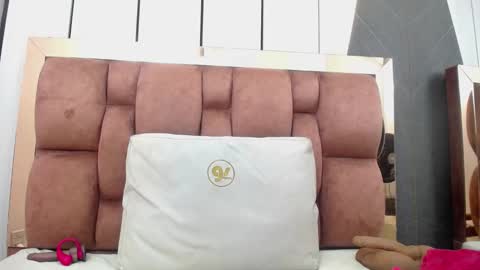 Snapshot of arianna_pearl chatting on 18, 9, 2025 arianna pearl online show from 18, 9, 2025