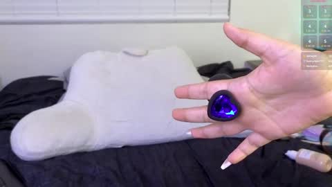 Arianna Pea online show from 3, 1, 2025