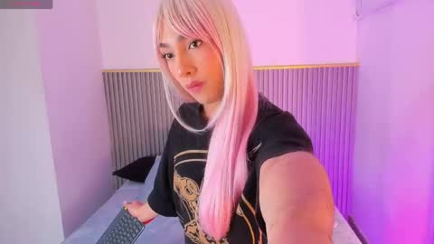Welcome to Ari room online show from 13, 4, 2026