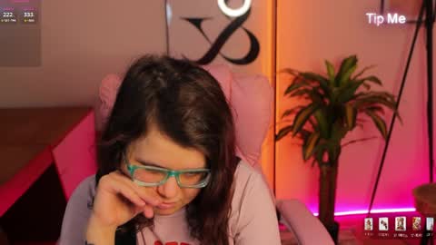 Ariell Mini online show from 10, 4, 2026