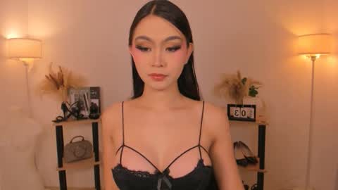 Snapshot of ariellaarida69 chatting on 7, 2, 2026 MIRA GREYSON online show from 7, 2, 2026