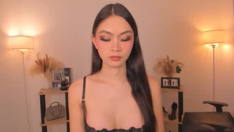 Snapshot of ariellaarida69 chatting on 24, 2, 2026 MIRA GREYSON online show from 24, 2, 2026