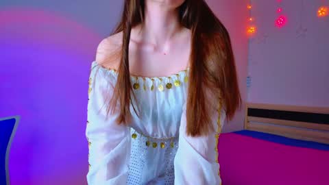 arielstonks_lovee online show from 9, 12, 2024