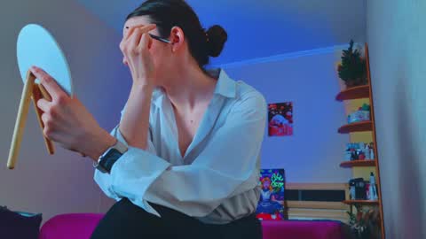 arielstonks_lovee online show from 13, 1, 2025