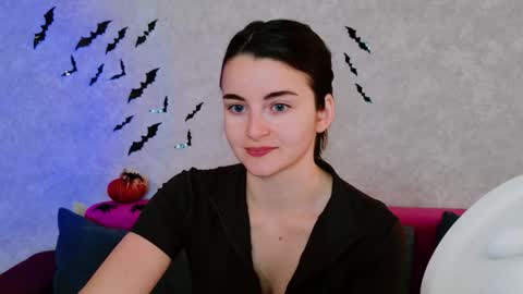 arielstonks_lovee online show from 13, 10, 2025