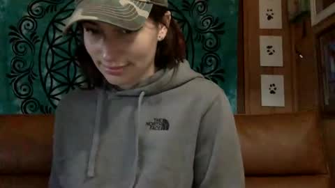 ariel  colin when hes here online show from 12, 3, 2025