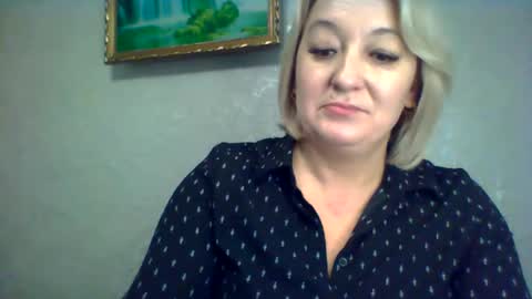 ArielXLoveresss online show from 12, 11, 2025