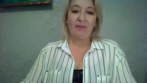 ArielXLoveresss online show from 2, 6, 2026