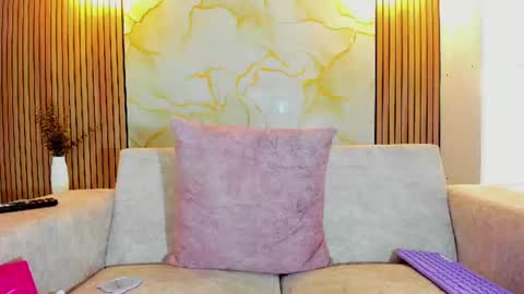 Snapshot of arietta_skinny chatting on 31, 7, 2026 Arietta online show from 31, 7, 2026