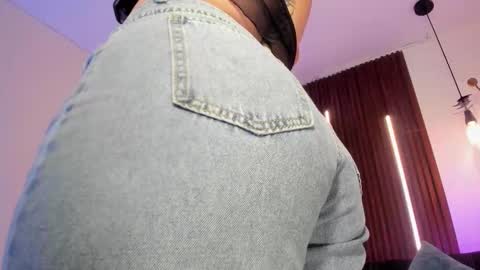  Arianna  online show from 6, 1, 2026