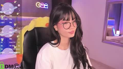 Snapshot of arinextdoor chatting on 14, 9, 2025 Ari online show from 14, 9, 2025