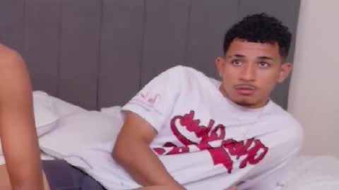 Aris Emma online show from 8, 11, 2025