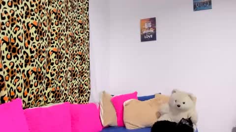 Snapshot of arisha_fox chatting on 2, 3, 2025 Erik online show from 2, 3, 2025