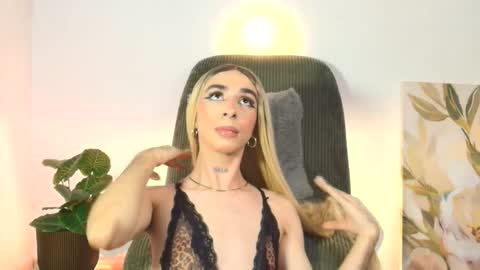   Nice to meet you  thumb up me please its important I  LOOK MY BIO DOWN online show from 5, 6, 2026