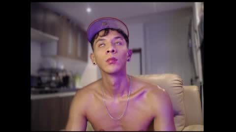 Snapshot of arlen_lexxx chatting on 30, 11, 2025 arlen_lexxx online show from 30, 11, 2025