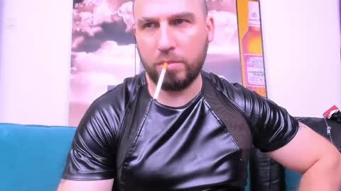 Armando online show from 12, 12, 2024