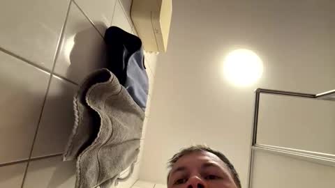 armyskater32 online show from 17, 4, 2026