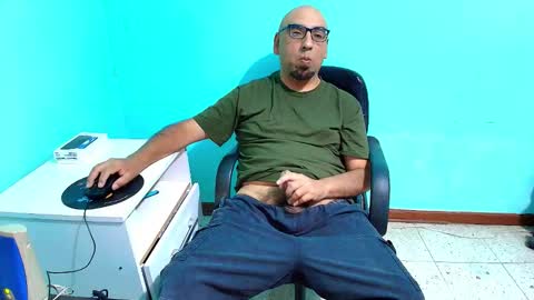 arnelux72 online show from 25, 11, 2025