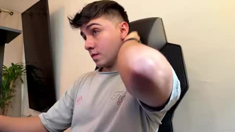aron__cooper online show from 12, 6, 2026