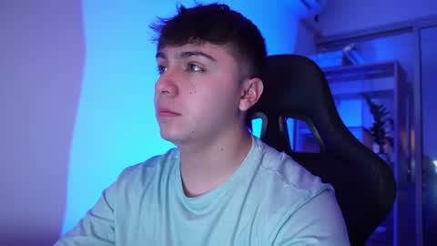 Snapshot of aron__cooper chatting on 27, 6, 2026 aron__cooper online show from 27, 6, 2026
