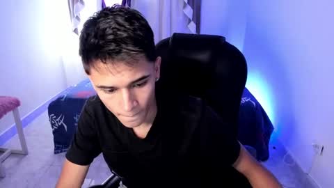 Aaron online show from 2, 10, 2025