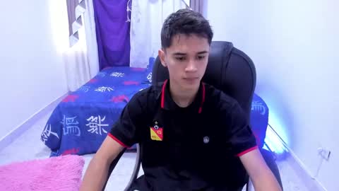 Aaron online show from 8, 10, 2025