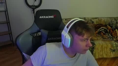biggest penis  online show from 3, 7, 2026