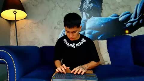 Snapshot of aron_pulse chatting on 9, 2, 2026 aron_pulse online show from 9, 2, 2026