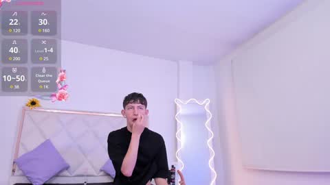 Snapshot of aron_tay chatting on 5, 12, 2024 your aron online show from 5, 12, 2024