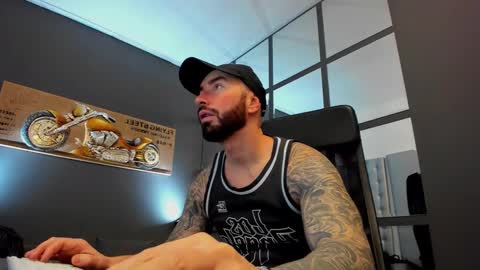 AronGrant online show from 6, 1, 2025