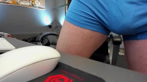 AronGrant online show from 19, 2, 2025