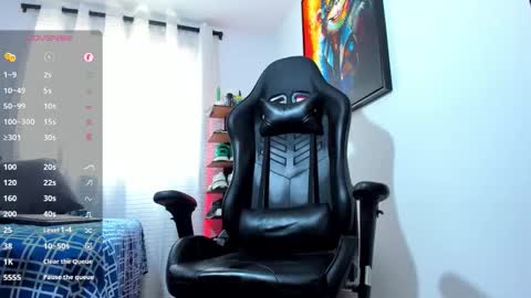 Snapshot of aronvillegas chatting on 17, 9, 2025 online show from 17, 9, 2025